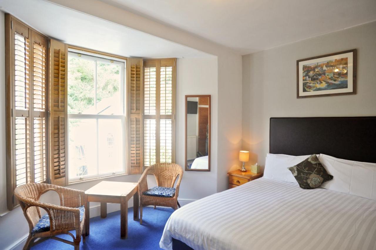 Penryn House Hotel Полперо Екстериор снимка