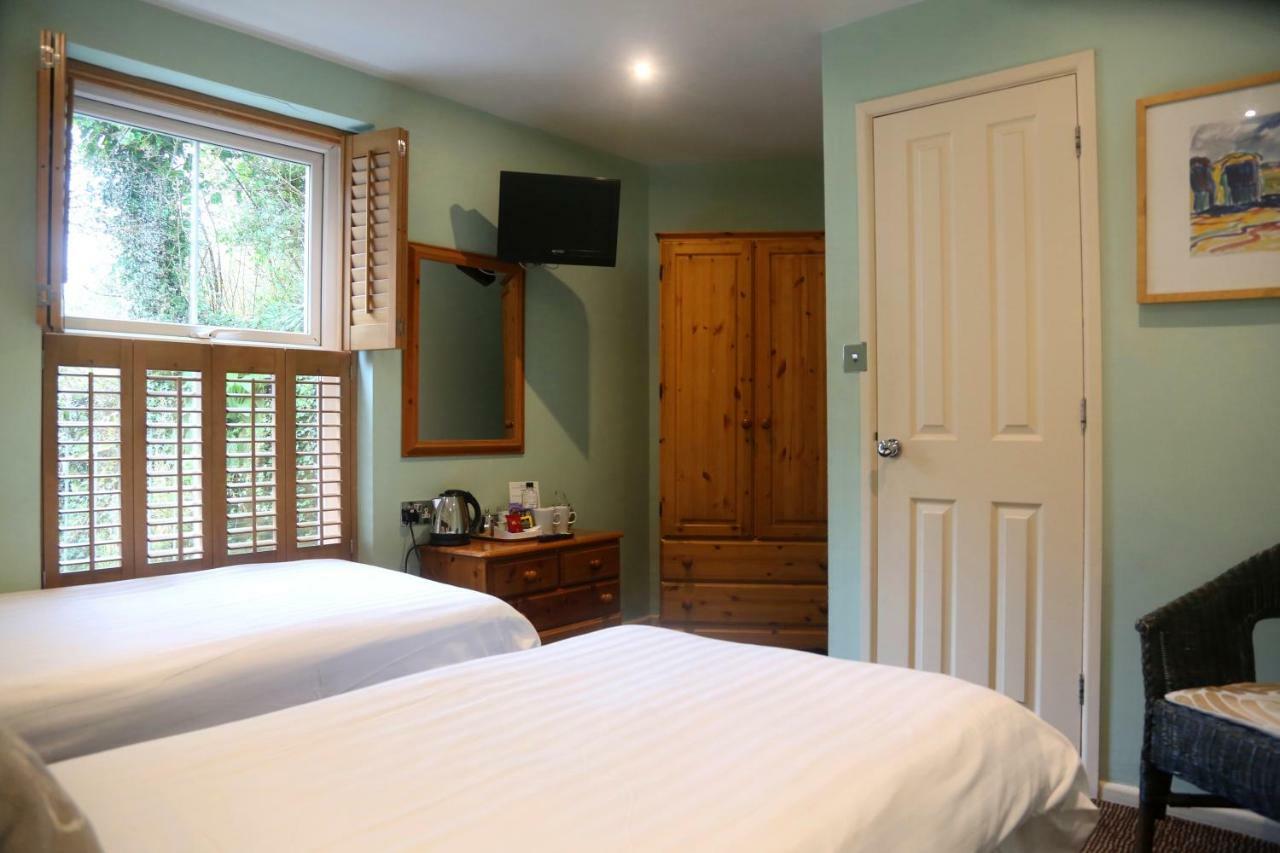Penryn House Hotel Полперо Екстериор снимка